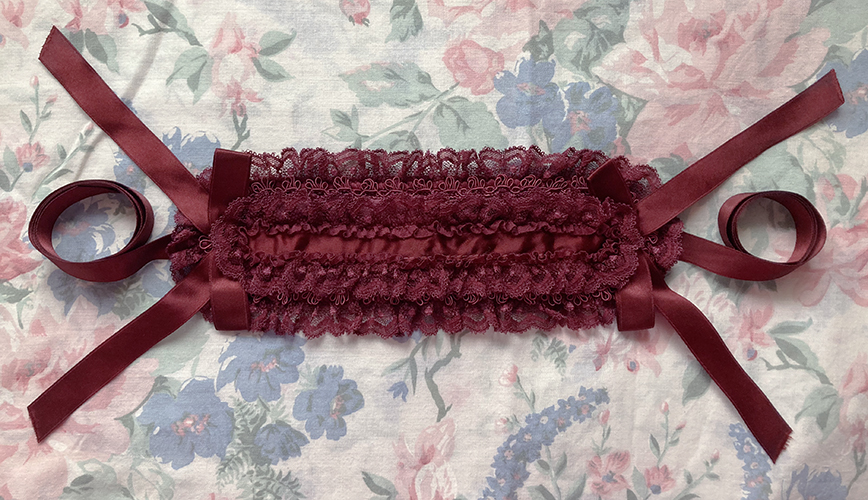 wine red rectangle headdress