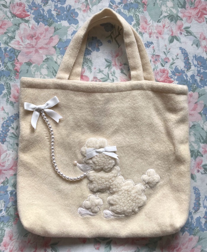 ivory tote bag with poodle applique