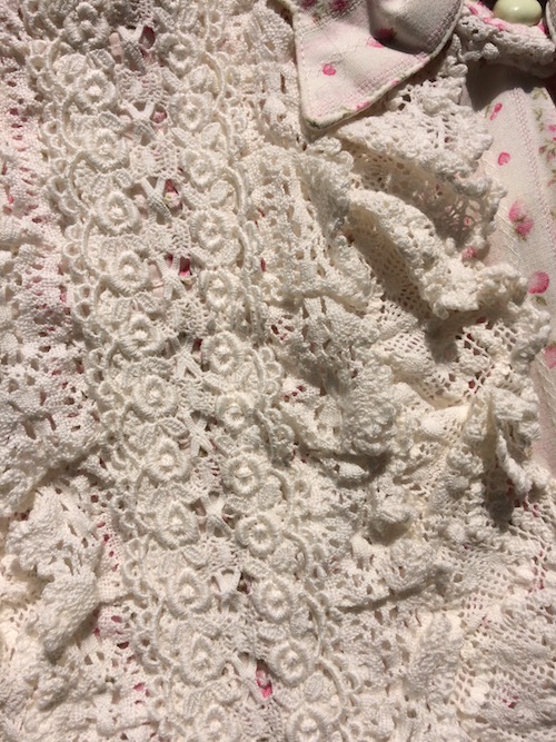 lace detail