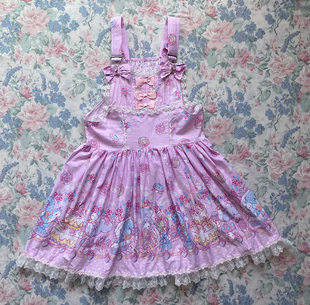 pink salopette