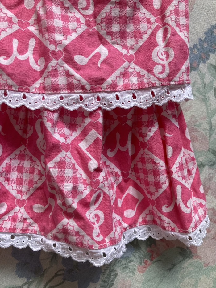 hem detail