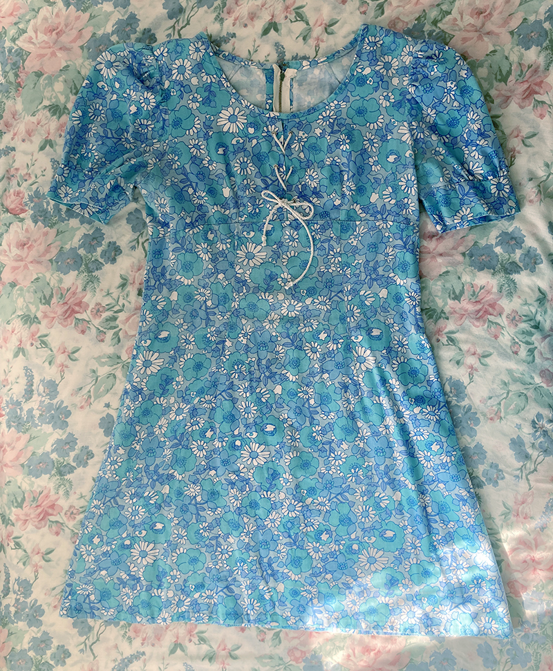 blue dress
