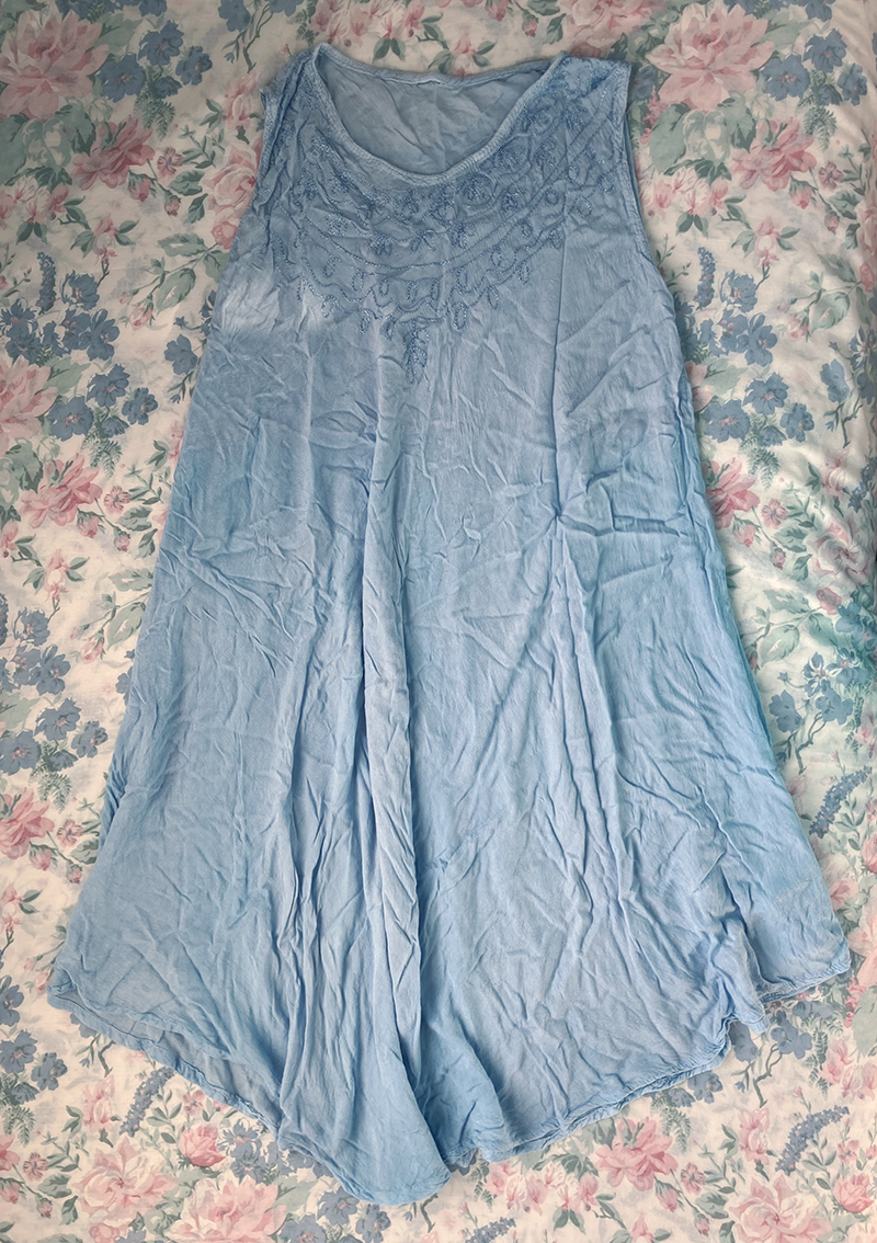 blue dress