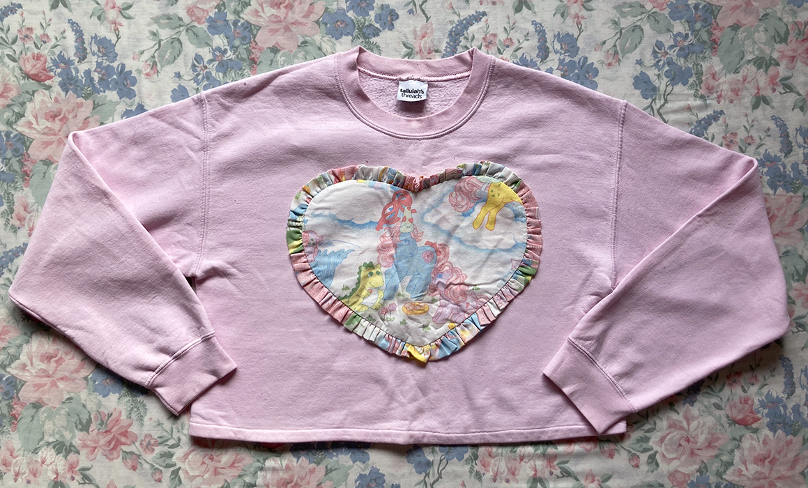 pony heart swetshirt