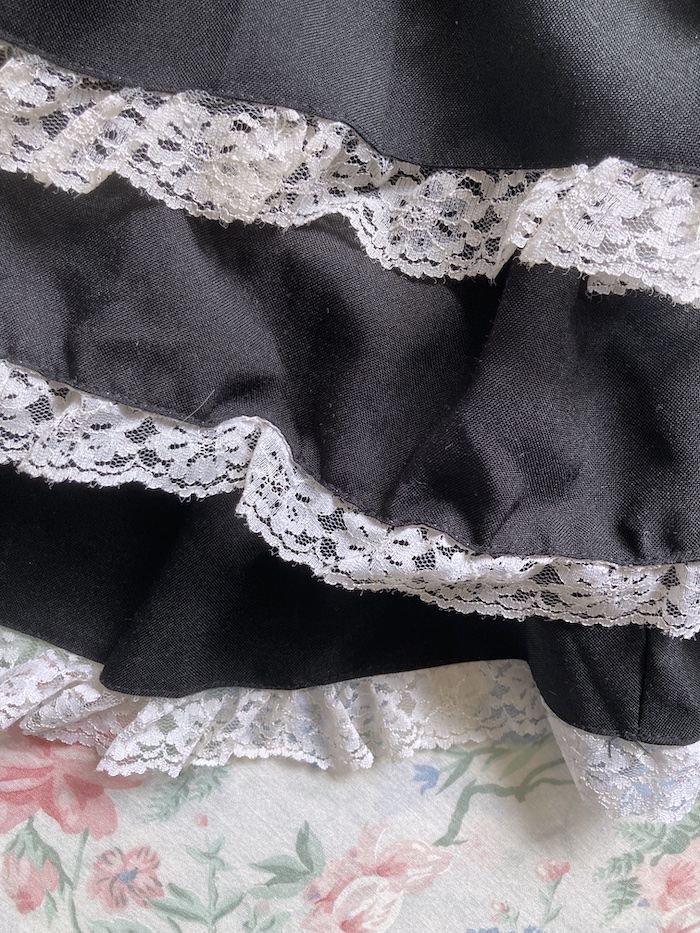 skirt lace detail