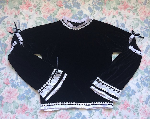 black and white long sleeve top