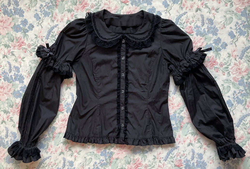 black blouse