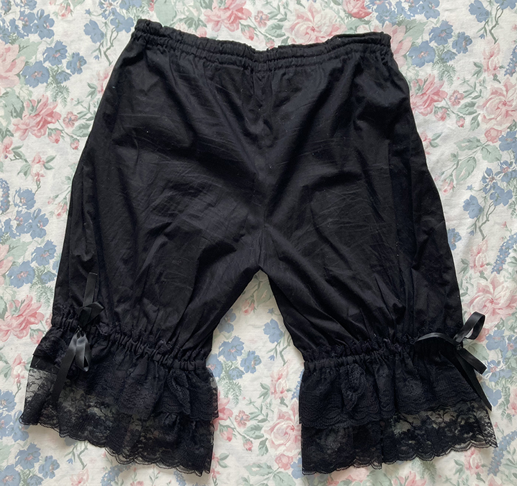 long black bloomers
