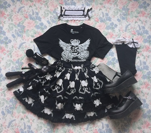 black and white skirt coord