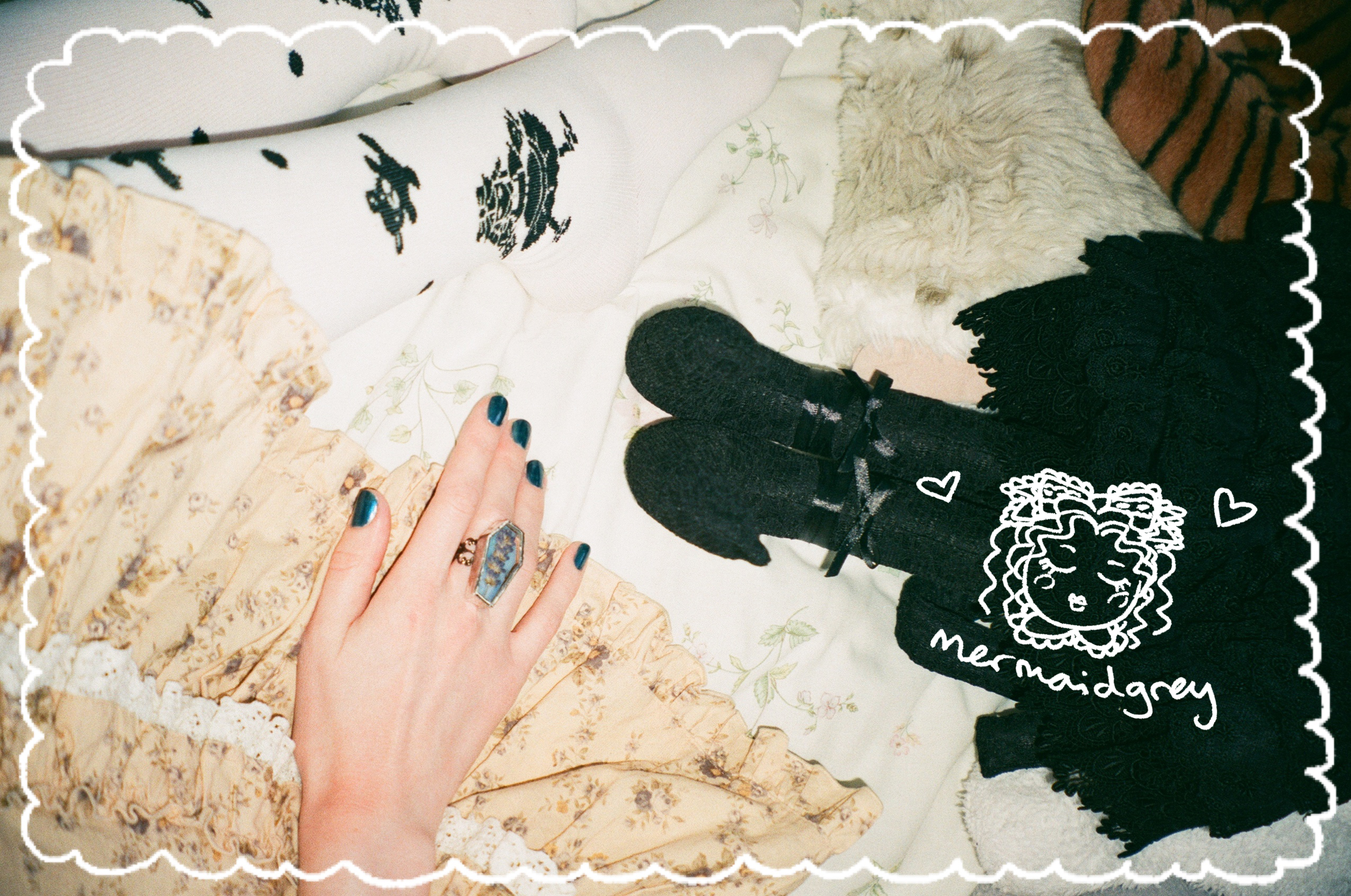 outfit detail photo with doodle