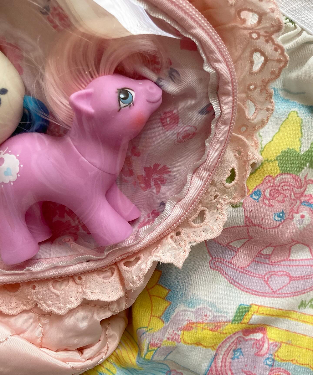 pony outfit detail